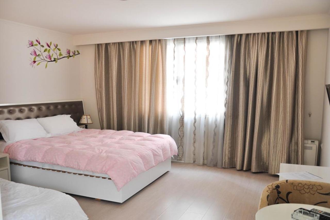 Select City Center Hotel Tirana Extérieur photo