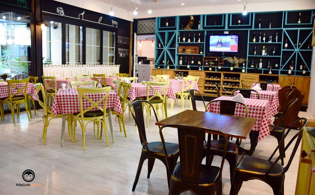 Select City Center Hotel Tirana Extérieur photo